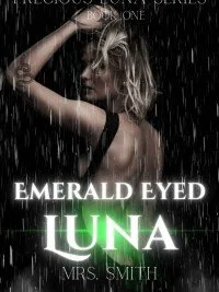 Emerald Eyed Luna